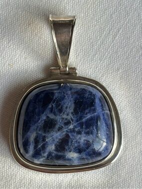Sterling Lapis Quarzite Pendant Necklace in Deep Blue